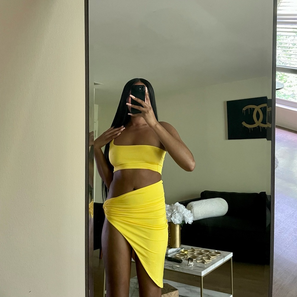 Two Piece Set - Picture 2 of 2